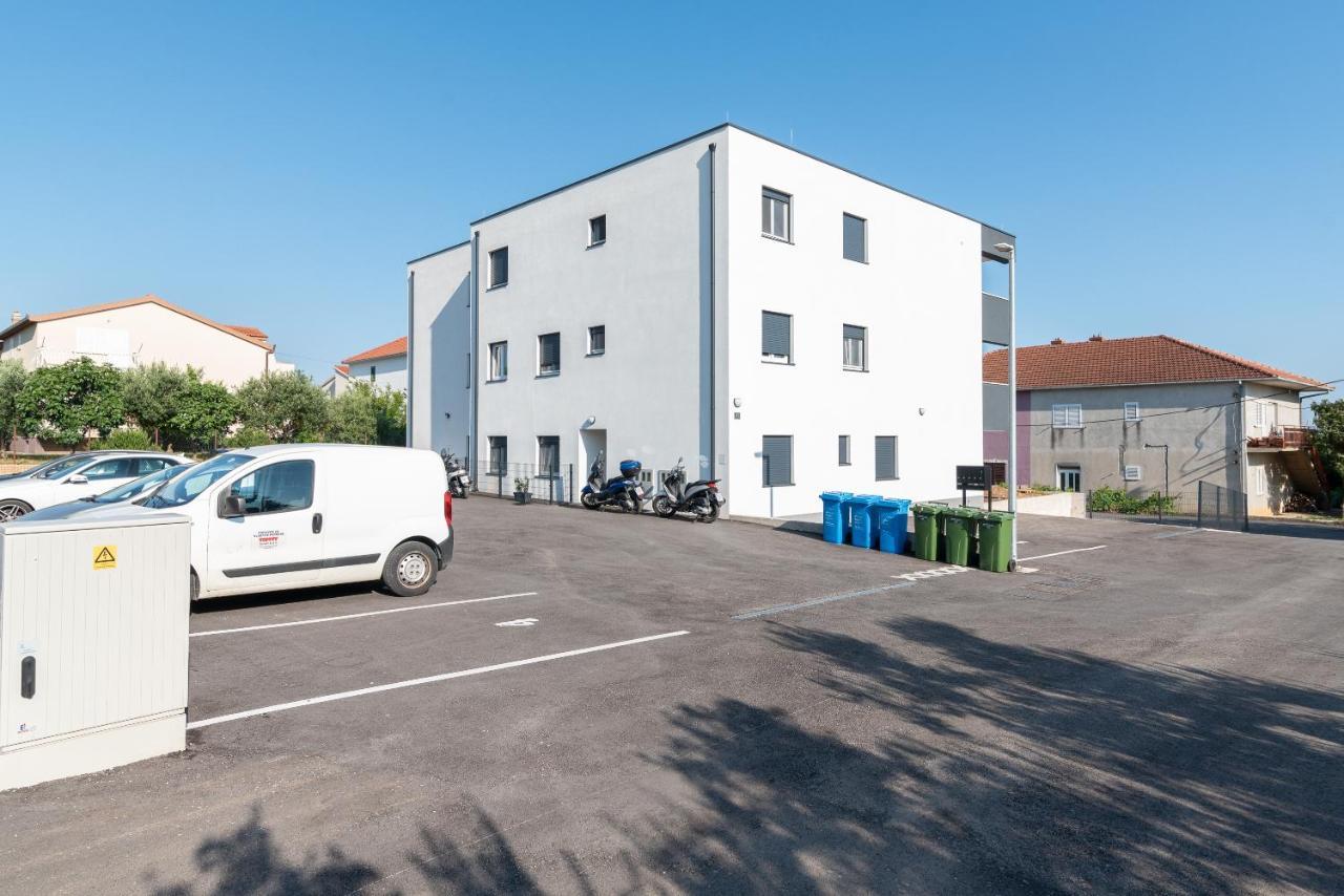 Kamarin Apartment Trogir Exterior photo