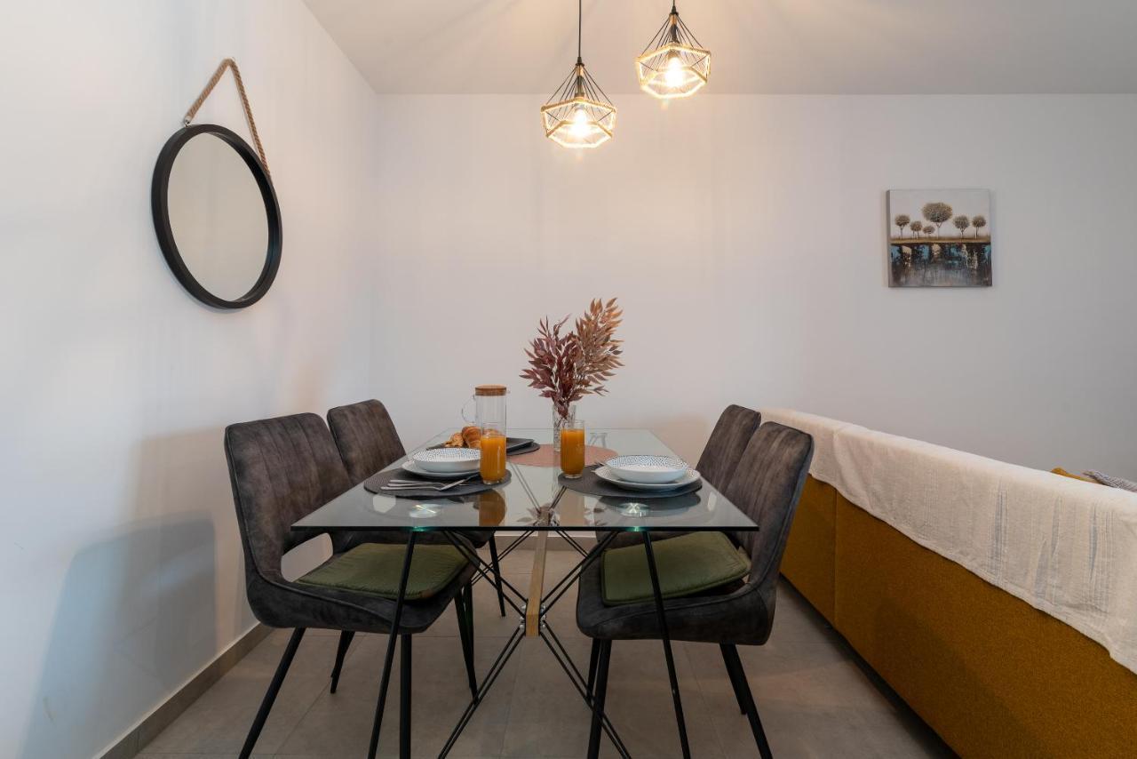 Kamarin Apartment Trogir Exterior photo